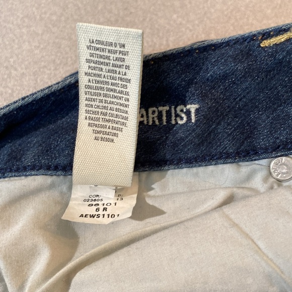 American Eagle - Artist stretch cropped jeans. Size 6 - Picture 5 of 12
